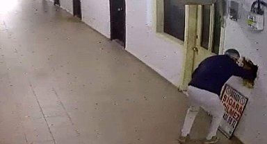 Bakırköy'de akıl almaz 40 bin dolarlık saat hırsızlığı kamerada