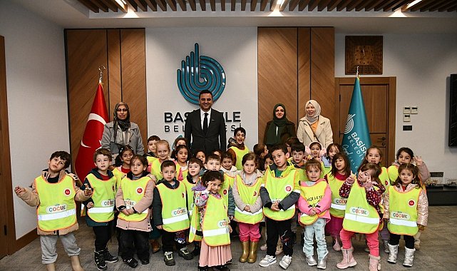 Başiskele'de 4-6 yaş Kur'an kursu öğrencilerinden belediye ziyareti