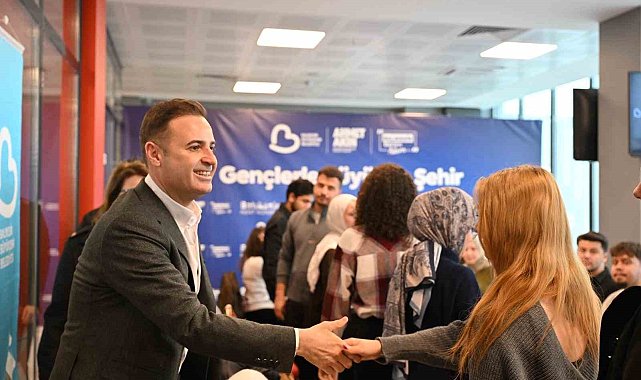 Başkan Akın: "Gençlerimizin her talebi bizim önceliğimiz"