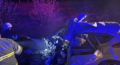 Beton mikserine çarpan sürücü hayatını kaybetti