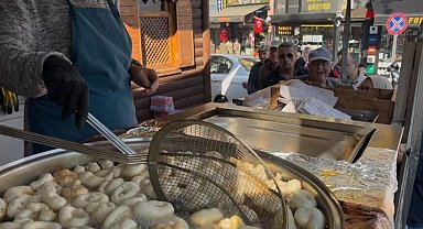 Bursa'da taksicilerden yürek ısıtan şehitler hayrı