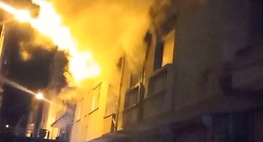 Elazığ'da metruk binada yangın