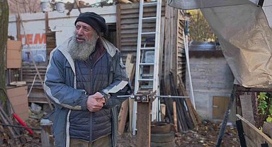 Erzurum'da geri dönüşüm ustası: Atıkları sanata dönüştürüyor