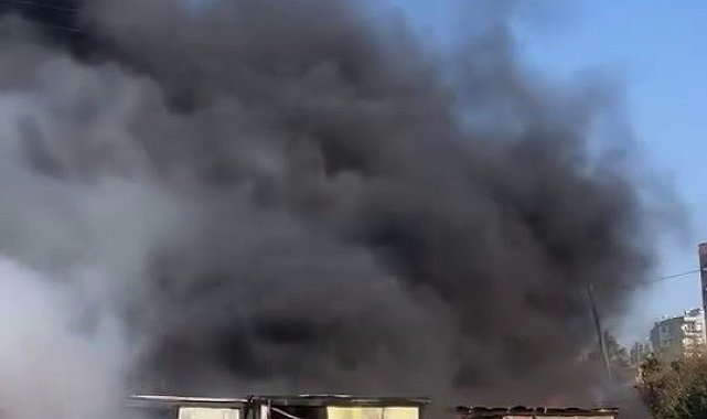 İşçilerin kaldığı konteyner yatakhane alevlere teslim oldu