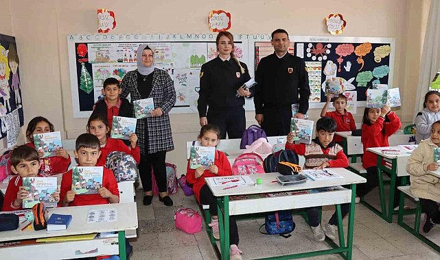 Jandarmadan öğrencilere trafik ve asayiş eğitimi