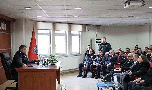 Karaburun birim amirleriyle buluştu