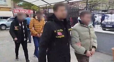 Kilitli motosikleti çalan 2 şüpheli yakalandı