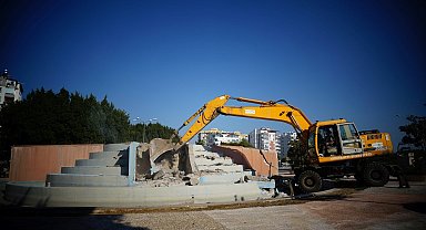 Konyaaltı'nda parklardaki havuzlar kaldırılıp yeri yeşil alan olacak
