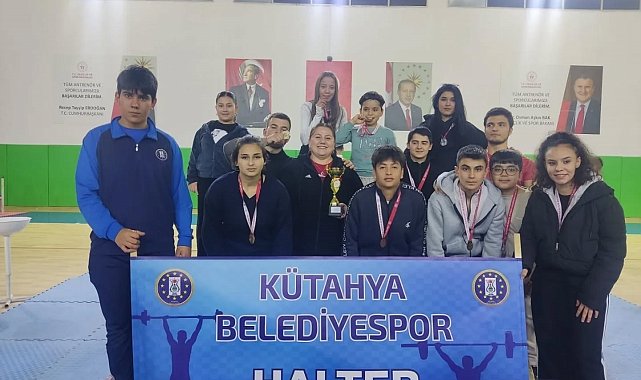 Kütahyalı haltercilerinden büyük başarı