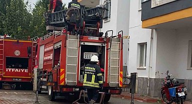 Mersin'de iki ayrı ev yangını