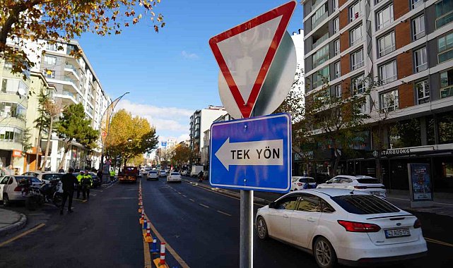 Niğde'de tek yön projesinde yeni parklanma kuralları açıklandı