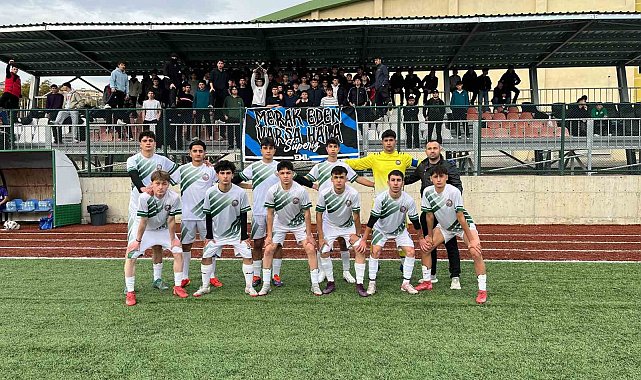 Okul Sporları Gençler Futbol Müsabakaların şampiyonu Mesleki ve Teknik Anadolu Lisesi