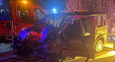 Osmaniye'de otomobil ile hafif ticari araç çarpıştı: 3 ölü, 2 yaralı