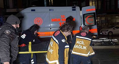 Park halindeki tıra çarpan motosiklet sürücüsü ağır yaralandı