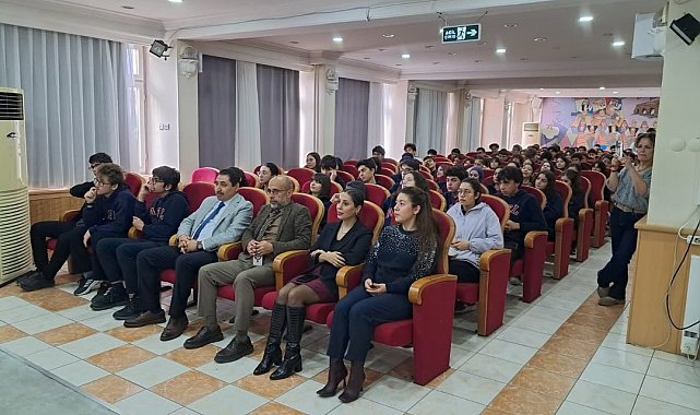 "Bilimsel Araştırma Yöntemleri" konusunda öğrencilere eğitim verildi