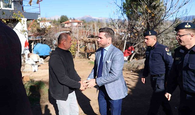 Tavas Belediyesinden yangında evleri kül olan aileye konteyner ev desteği