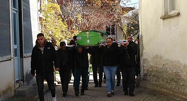 Uşak'ta kazada hayatını kaybeden yaşlı adam toprağa verildi