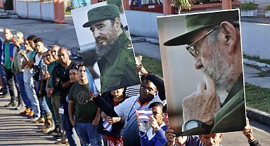 ABD'nin Venezuela saldırısında ölen 32 Kübalı asker ülkelerine getirildi