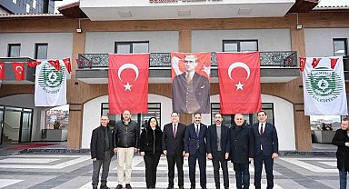 Açılışlar CHP'li ve AK Parti'li başkanlardan