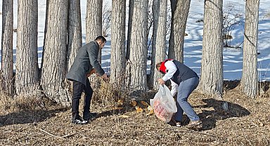 Aşkale'de yaban hayatı için doğaya yem bırakıldı