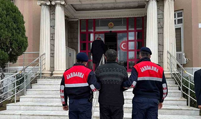 Aydın'da aranan şahıslar jandarmadan kaçamadı