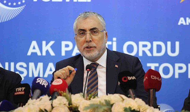 Bakan Işıkhan: "TÜİK verilene göre işsizlik oranı son 25 yılın en düşük seviyesinde"