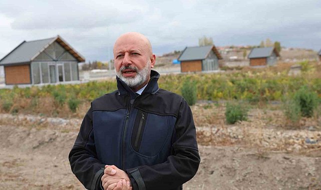 Başkan Çolakbayrakdar: "Ata tohumları, geleceğe bırakacağımız en kıymetli millî mirasımızdır"
