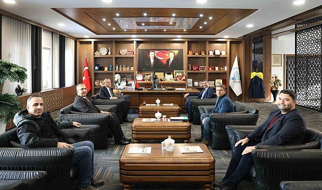 BEÜ ile Bitlis Belediyesi arasında dijital eğitimde iş birliği protokolü imzalandı