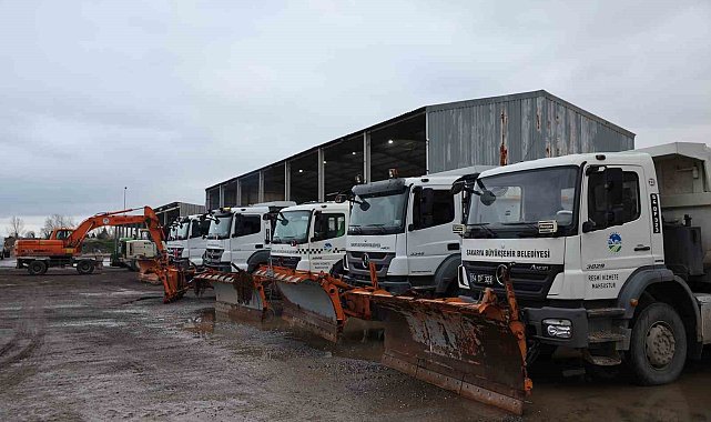 Büyükşehir kar mesaisine hazır: 49 araç ve 98 personel teyakkuza geçti