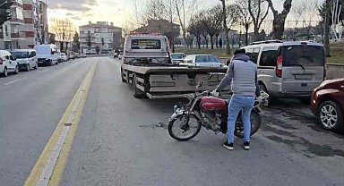 Çorum'da motosiklet yaşlı kadına çarptı: 2 yaralı