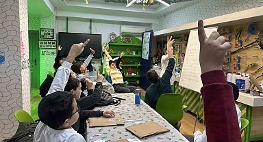 Çorum'da öğrenciler yarıyıl tatilinde bilimle buluştu: "Kış akademisi" başladı