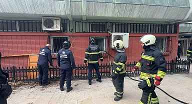 Cuma namazı öncesinde cami çarşısında yangın paniği