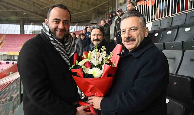 Eskişehirspor'dan Vali Hüseyin Aksoy'a veda