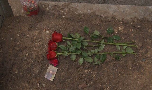 Güngören'de öldürülen Atlas Çağlayan'ın yakınları kabri başında dua etti