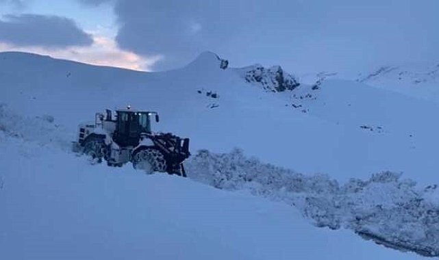 Hakkari-Şırnak karayolu yeniden ulaşıma açıldı
