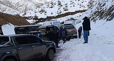 Hakkari'de trafik kazası: 2 yaralı