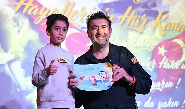 HÜRKUŞ'un baş test pilotu Murat Özpala GUHEM'de deneyimlerini paylaştı
