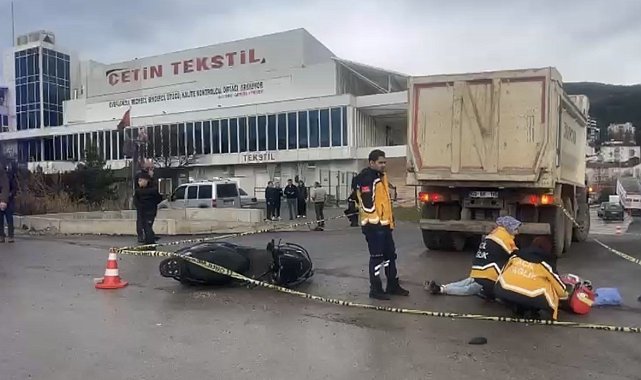 Kamyonla çarpışan motosiklet sürücüsü hayatını kaybetti