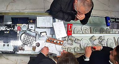 Kuyumcuya yakalanınca sahte altınları teklif etti: "Bunlar sende kalsın"