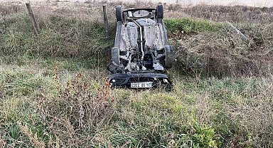 Lüleburgaz'da otomobil şarampole yuvarlandı: 1 yaralı