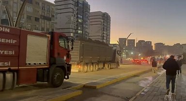 Mardin'de kireç fabrikasında çıkan yangın söndürüldü