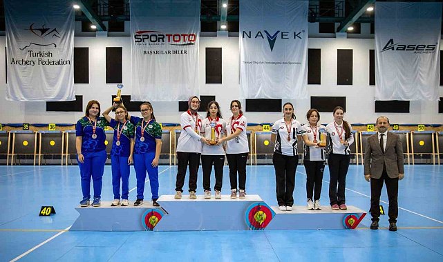 Muğla Büyükşehir okçularından kış kupasında iki Gümüş madalya