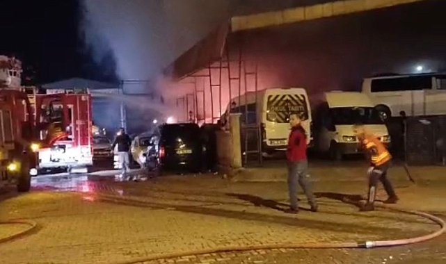 Ortaca Sanayi Sitesi'nde yangın: 4 araç ve 1 iş yeri zarar gördü