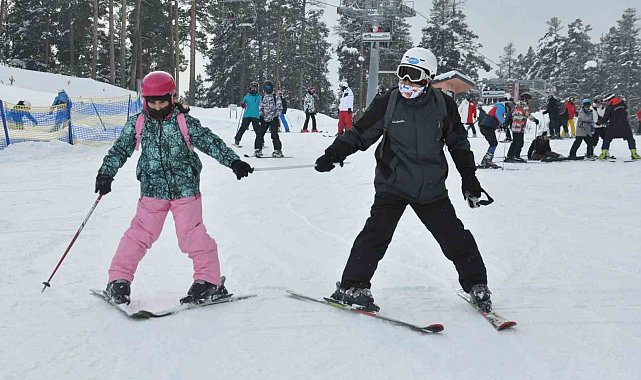 Sarıkamış'ta sömestr heyecanı: Kristal kar üzerinde doluluk yüzde 100'e ulaştı