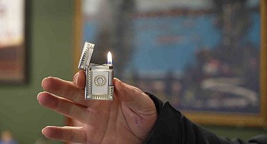 Servet değerindeki çakmaklar görenlerin ilgisini çekiyor