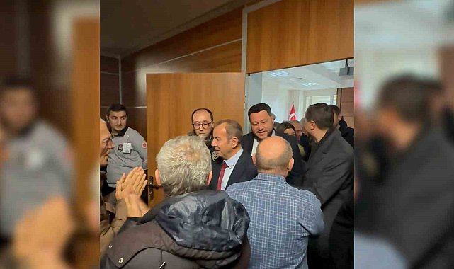 Tanju Özcan ve CHP'li başkanlar Cumhurbaşkanına hakaret davasından beraat etti