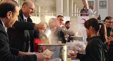 Tarsus'ta öğrencilerle 'Devletin eli sofranın bereketi' buluşması