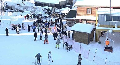 Uludağ rengarenk, sömestr cümbüşü yaşanıyor..