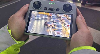 Ümraniye'de dron destekli denetimlerde 12 araca 14 bin TL ceza kesildi