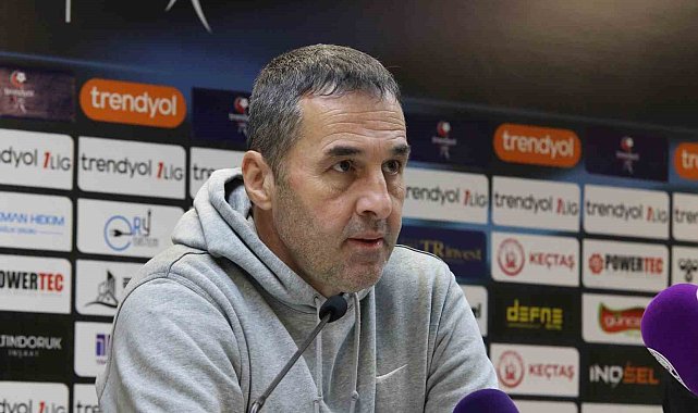 Yalçın Koşukavak: "Oyunun 30 dakikasında hava şartlarıyla uğraştık"